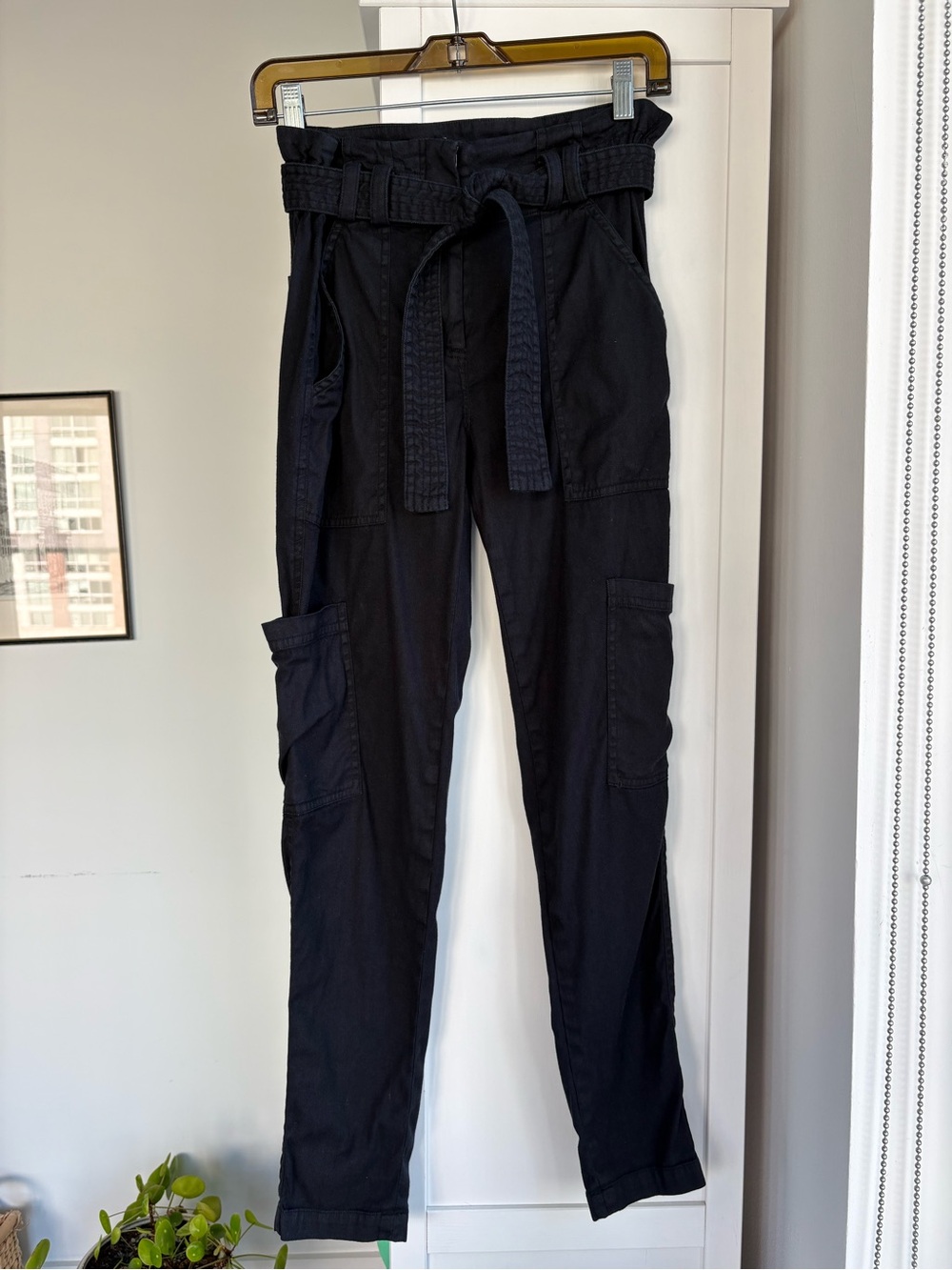 A.L.C. Black Linen Blend Cargo Pants, Slim Fit, Size 0